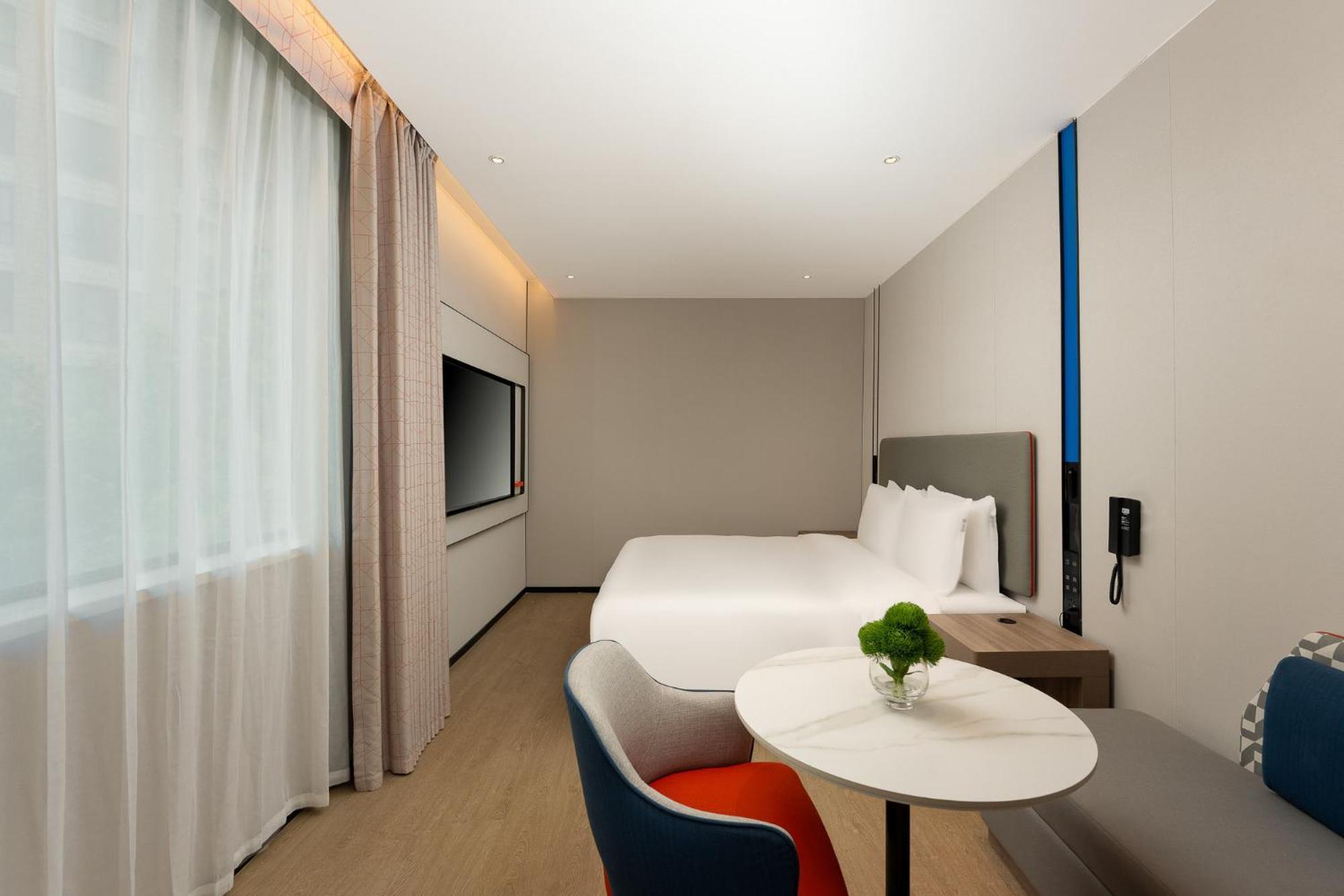 Holiday Inn Express Shanghai Jing'An Temple By Ihg Dış mekan fotoğraf